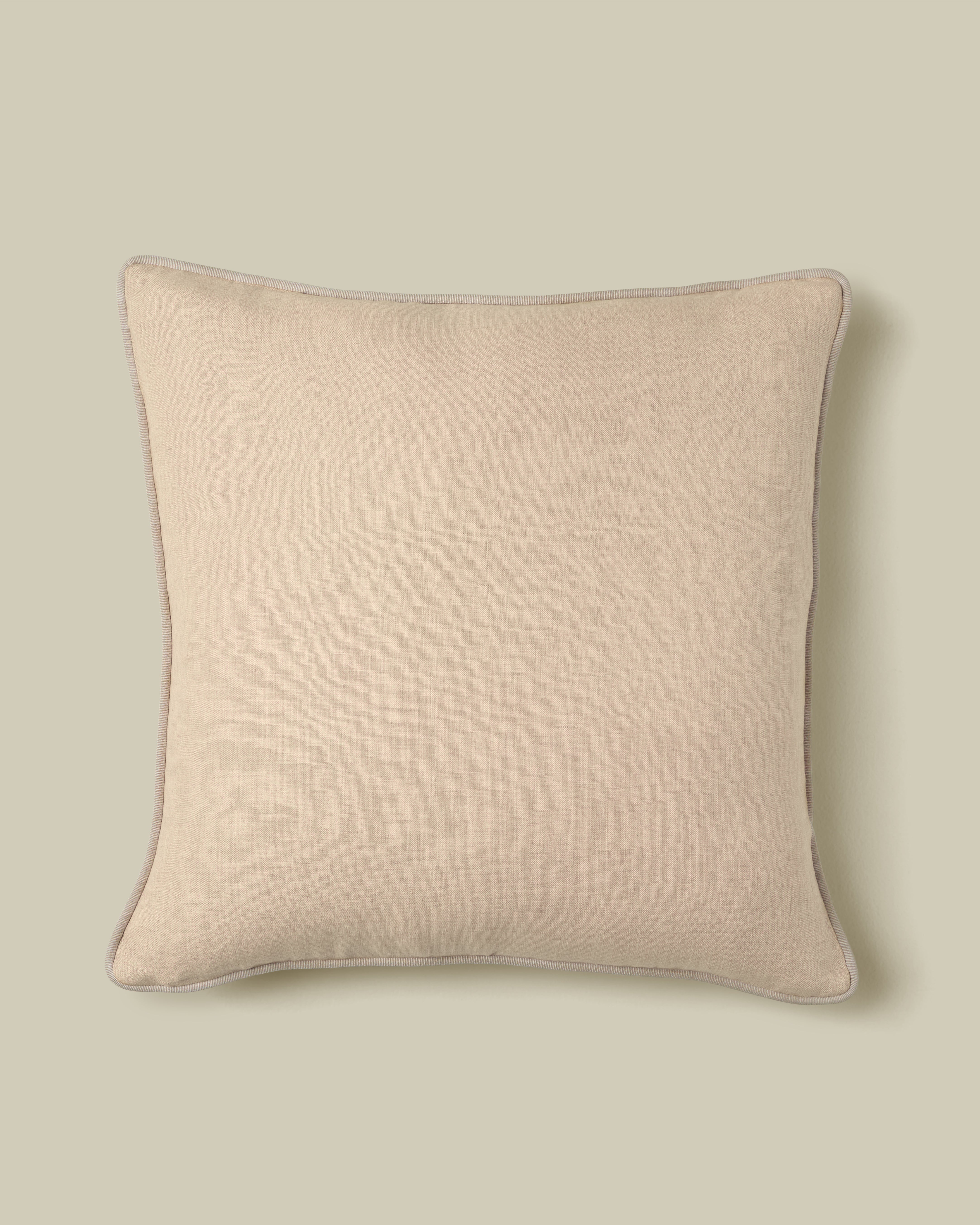 Classic Linen Pillow in Buttermilk